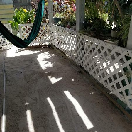 Chapito'S Apartment 2 Caye Caulker Exterior foto